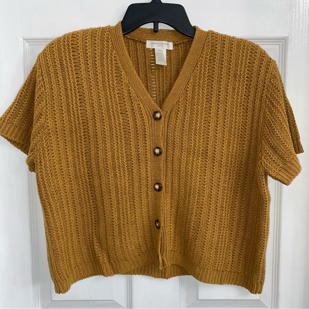 Jones New York short sleeve loose knit cropped sweater with shoulder pads size L